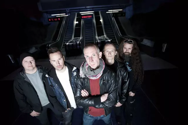 clawfinger band